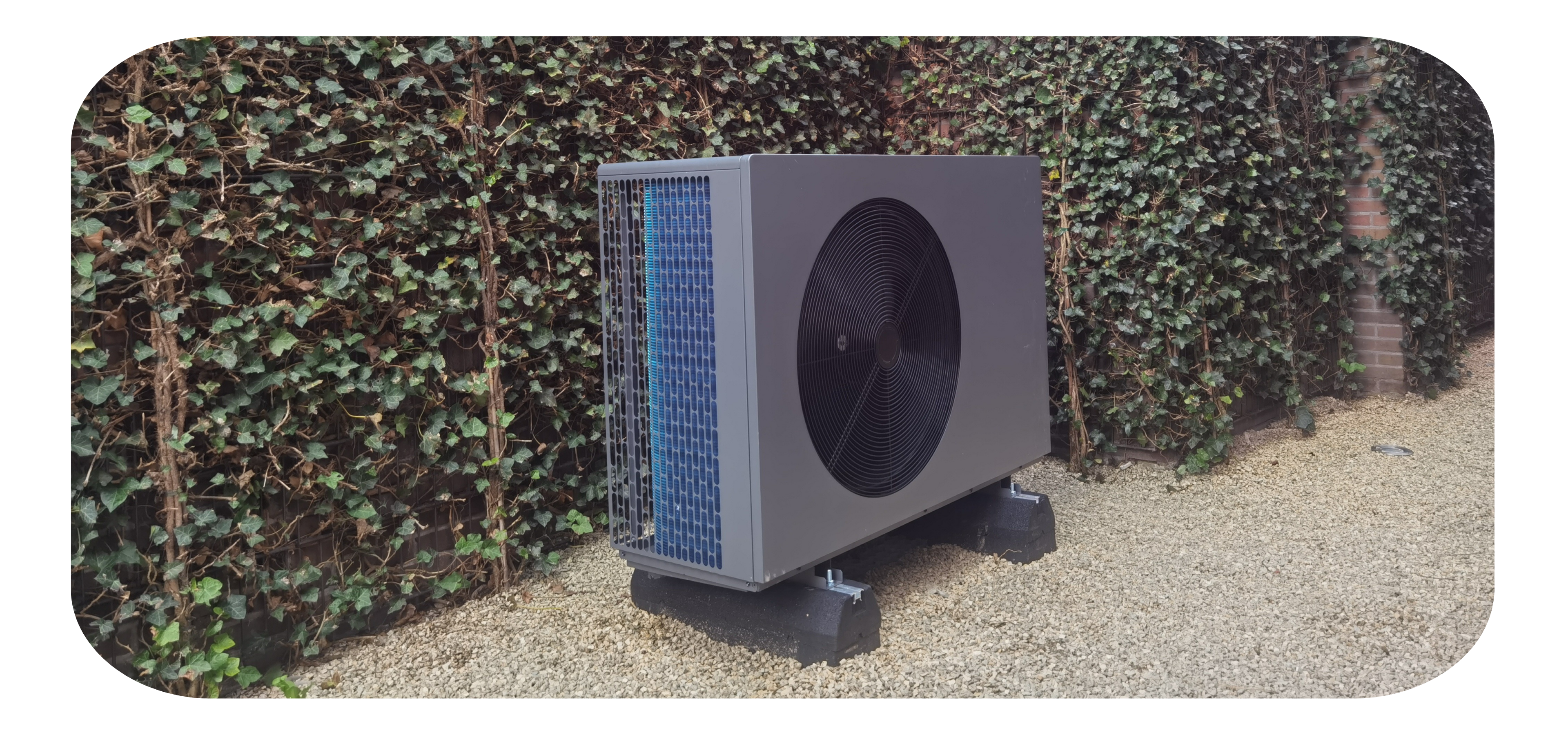 On-site installatie van warmtepompen onder de vloerverwarmingssysteem